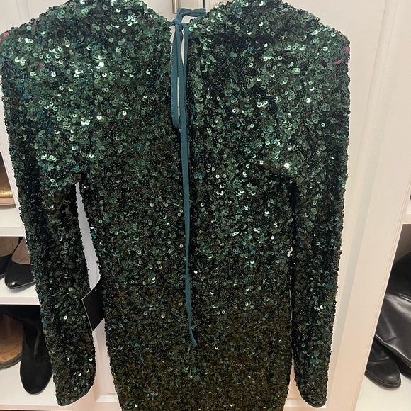 Soieblu Alexa Green sequin long sleeved midi dress size medium - Picture 5 of 6